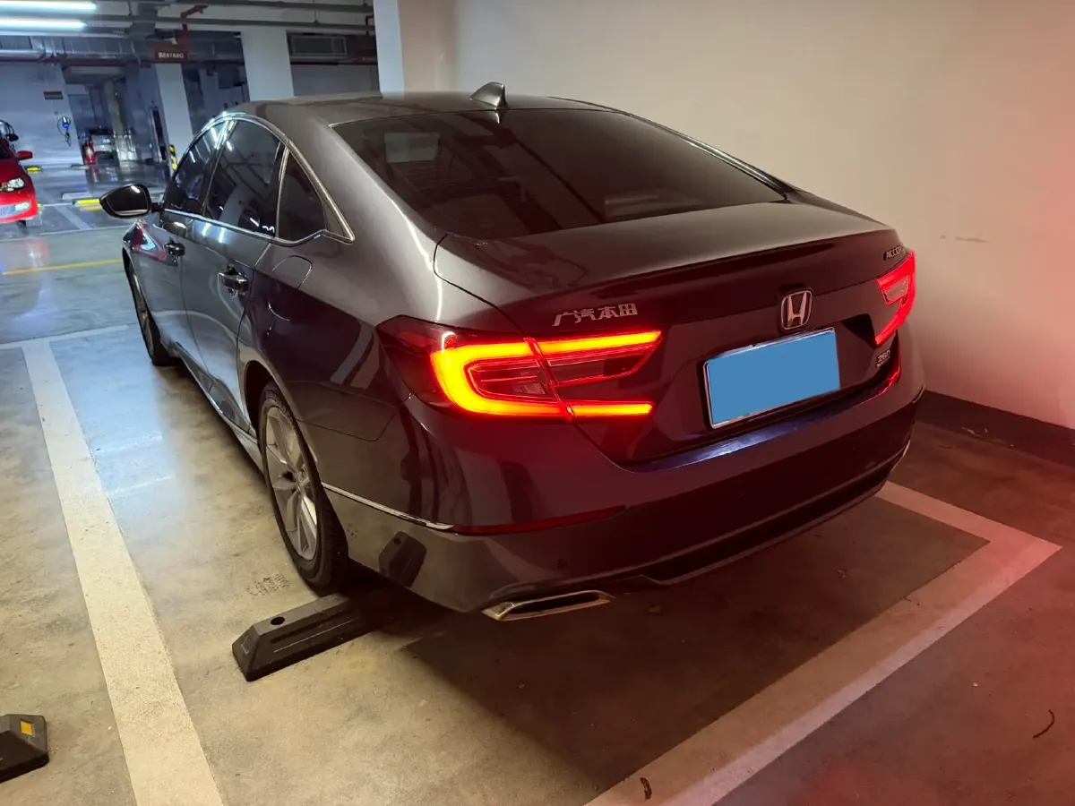 2022 Honda Accord 1.5T 194HP L4 CVT,autocango,china used car exporter,china ev exporter,chinese used car exporter,chinese used ev exporter