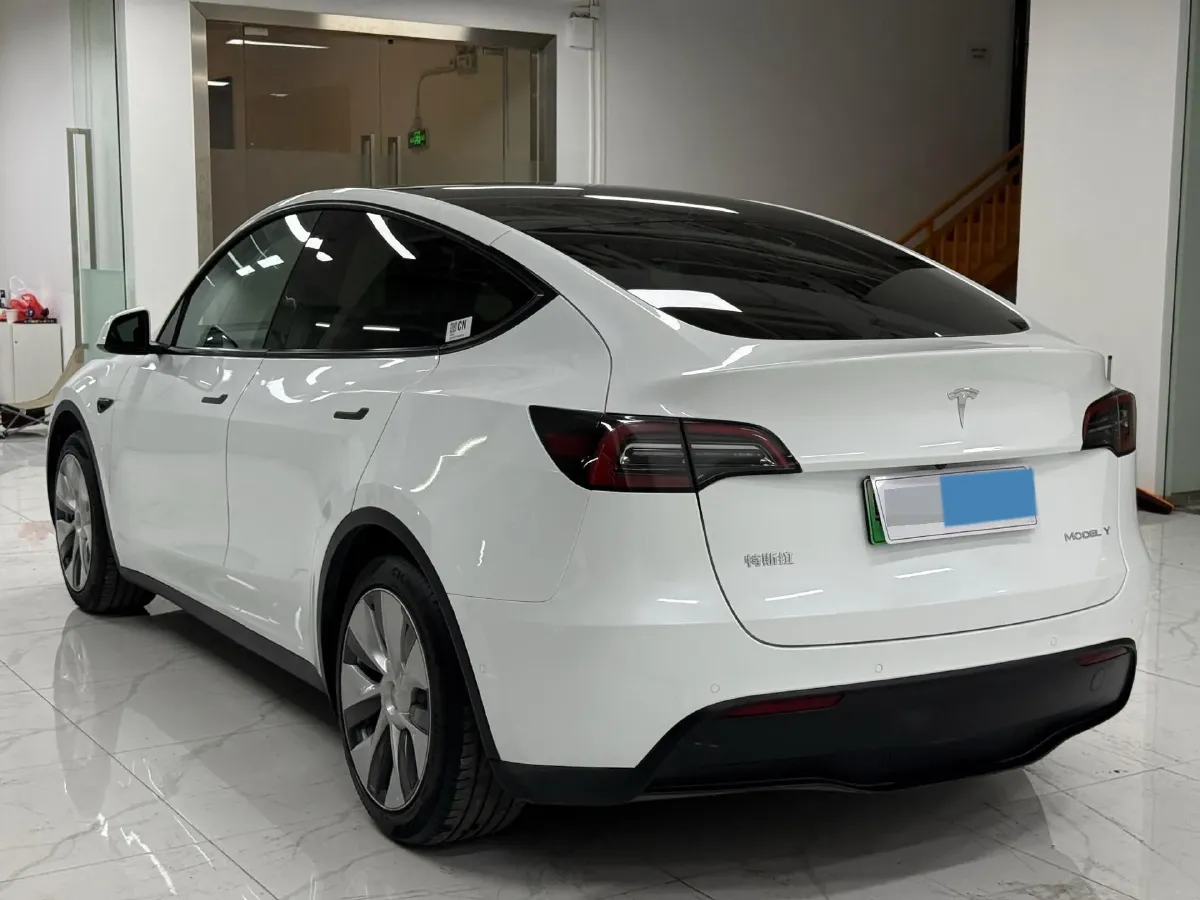 2022 Tesla Model Y BEV 60KWH,autocango,china used car exporter,china ev exporter,chinese used car exporter,chinese used ev exporter