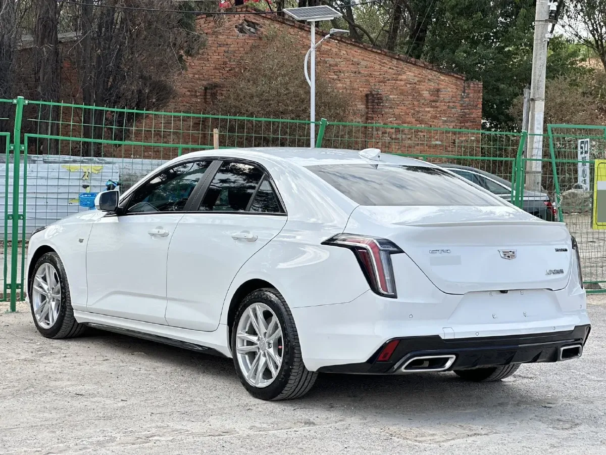 2022 Cadillac CT4 2.0T 237HP L4 8AT,autocango,china used car exporter,china ev exporter,chinese used car exporter,chinese used ev exporter