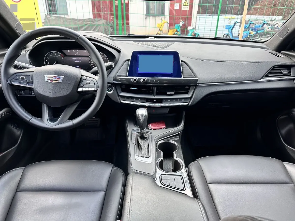 2022 Cadillac CT4 2.0T 237HP L4 8AT,autocango,china used car exporter,china ev exporter,chinese used car exporter,chinese used ev exporter