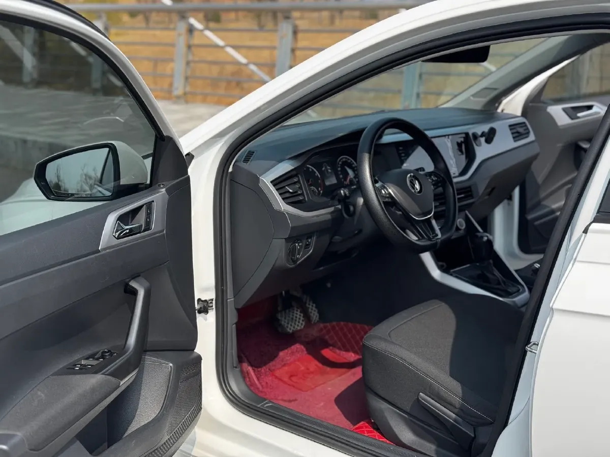 2021 Haval H6 1.5T 169HP L4 7DCT,autocango,china used car exporter,china ev exporter,chinese used car exporter,chinese used ev exporter