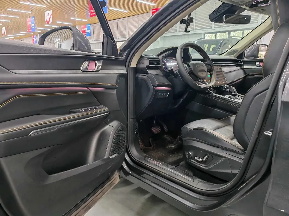 2023 MAXUS Interstellar 2.0T 261HP L4 8AT,autocango,china used car exporter,china ev exporter,chinese used car exporter,chinese used ev exporter