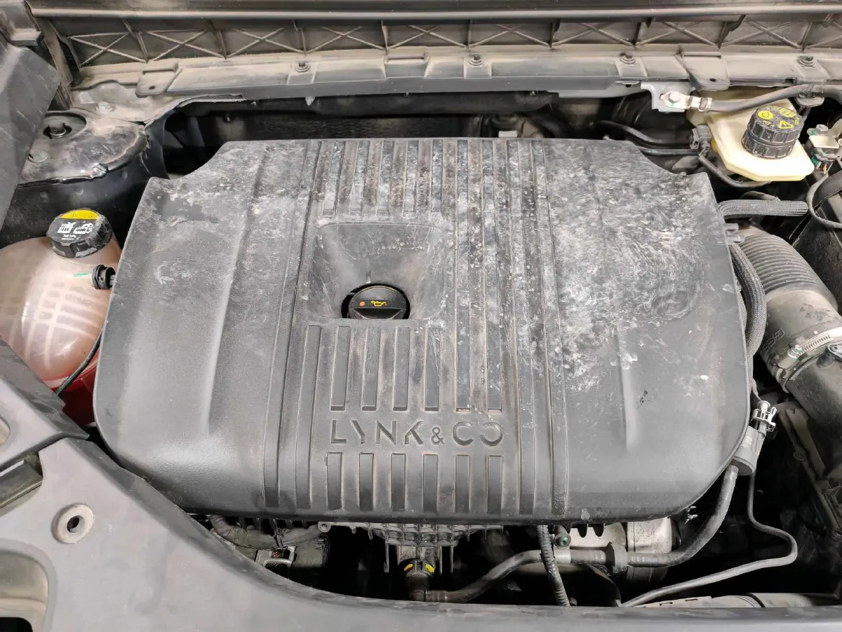 2023 MAXUS Interstellar 2.0T 261HP L4 8AT,autocango,china used car exporter,china ev exporter,chinese used car exporter,chinese used ev exporter