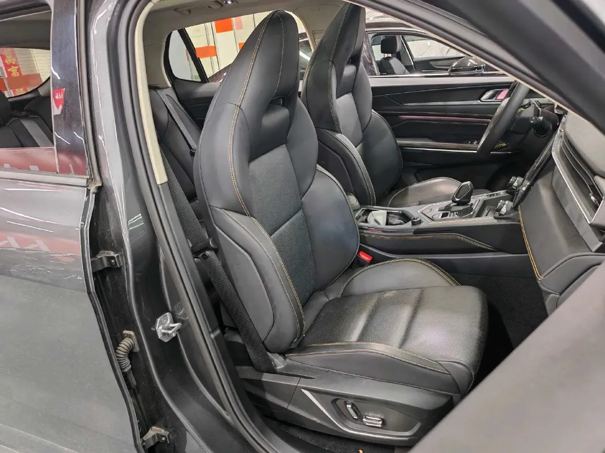 2023 MAXUS Interstellar 2.0T 261HP L4 8AT,autocango,china used car exporter,china ev exporter,chinese used car exporter,chinese used ev exporter