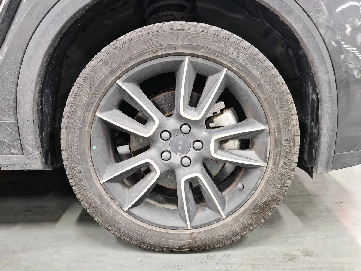 2023 MAXUS Interstellar 2.0T 261HP L4 8AT,autocango,china used car exporter,china ev exporter,chinese used car exporter,chinese used ev exporter