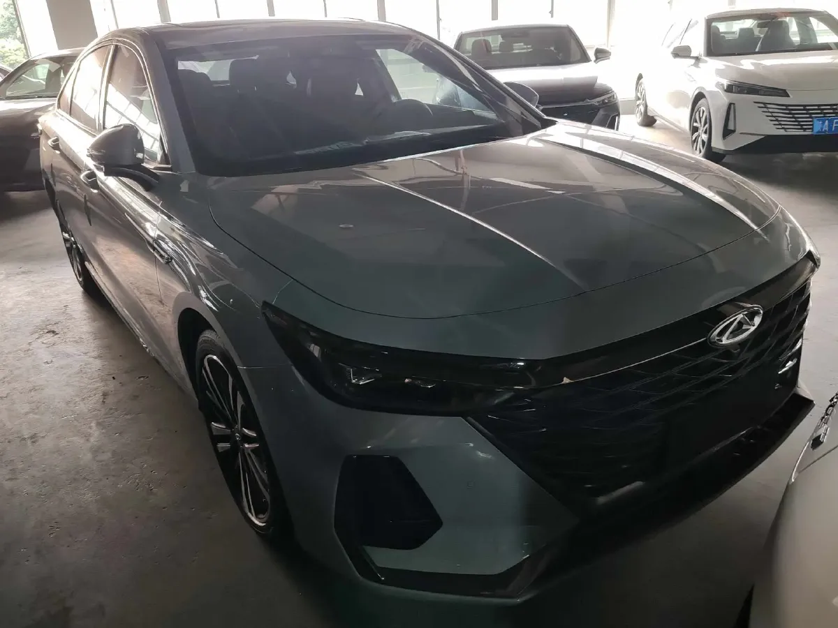 2023 Chery Arrizo 8 2.0T 254HP L4 7DCT,autocango,china used car exporter,china ev exporter,chinese used car exporter,chinese used ev exporter