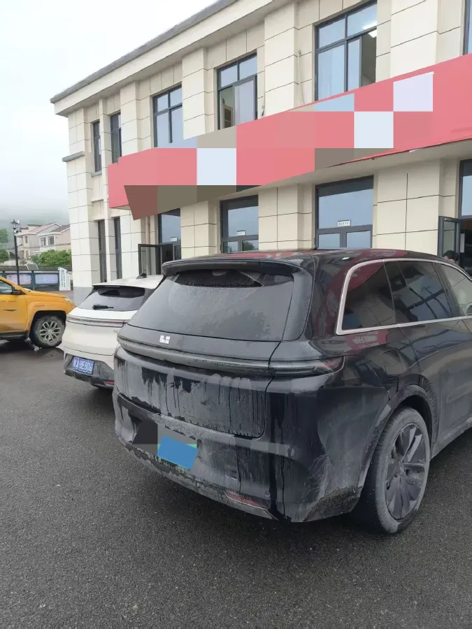 2024 Toyota Granvia 2.5L 189HP L4 E-CVT Hybrid,autocango,china used car exporter,china ev exporter,chinese used car exporter,chinese used ev exporter