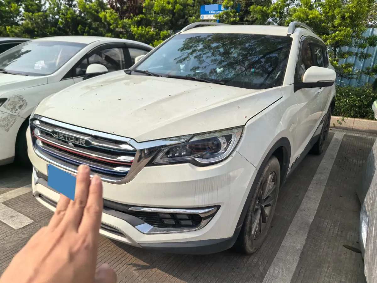 2018 Jetour X70 1.5T 147HP L4 5MT,autocango,china used car exporter,china ev exporter,chinese used car exporter,chinese used ev exporter