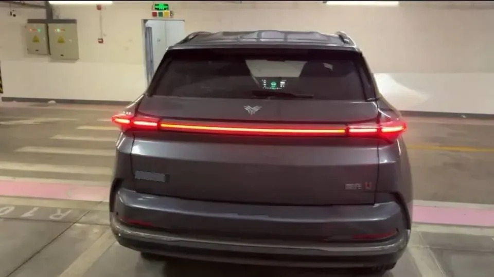 2022 Ford Focus 1.5T 177HP L4 6AT,autocango,china used car exporter,china ev exporter,chinese used car exporter,chinese used ev exporter