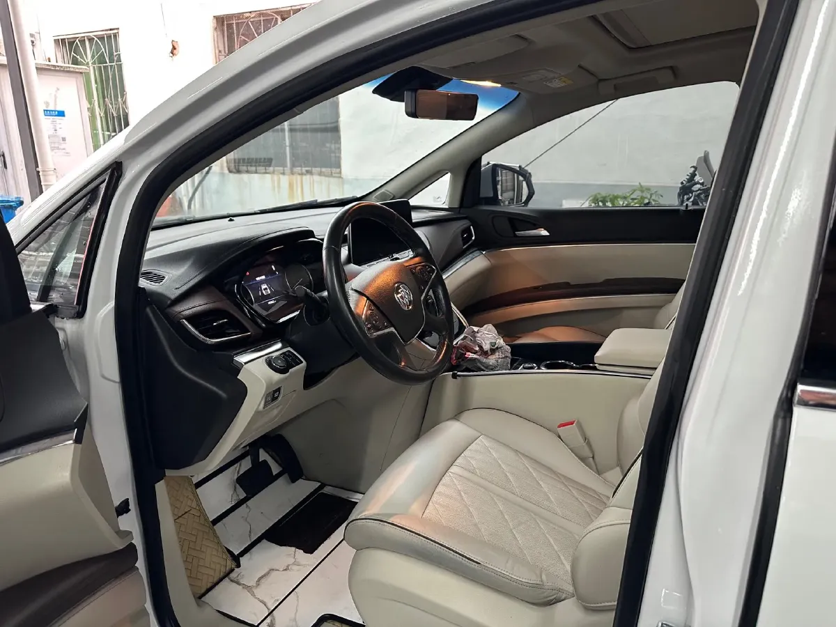 2023 Buick GL8 2.0T 237HP L4 9AT,autocango,china used car exporter,china ev exporter,chinese used car exporter,chinese used ev exporter