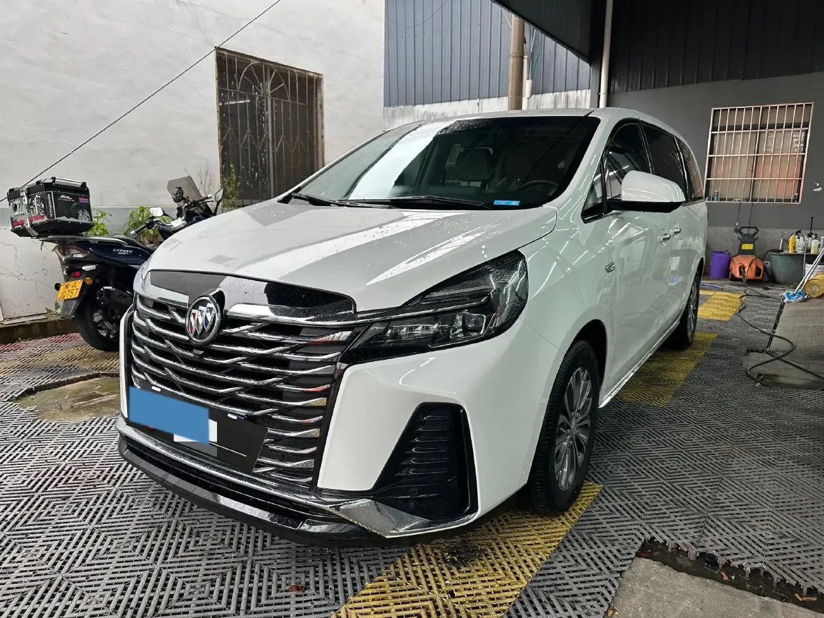 2023 Buick GL8 2.0T 237HP L4 9AT,autocango,china used car exporter,china ev exporter,chinese used car exporter,chinese used ev exporter