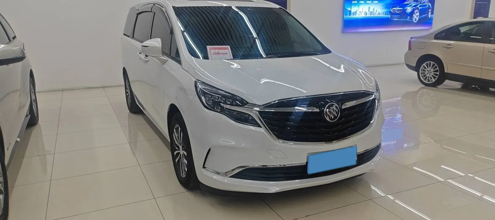 2022 Buick GL8 2.0T 237HP L4 9AT,autocango,china used car exporter,china ev exporter,chinese used car exporter,chinese used ev exporter