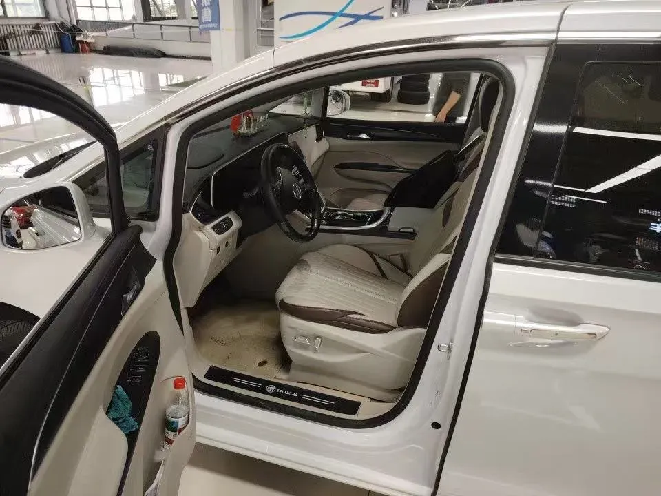 2023 Buick GL8 2.0T 237HP L4 9AT,autocango,china used car exporter,china ev exporter,chinese used car exporter,chinese used ev exporter