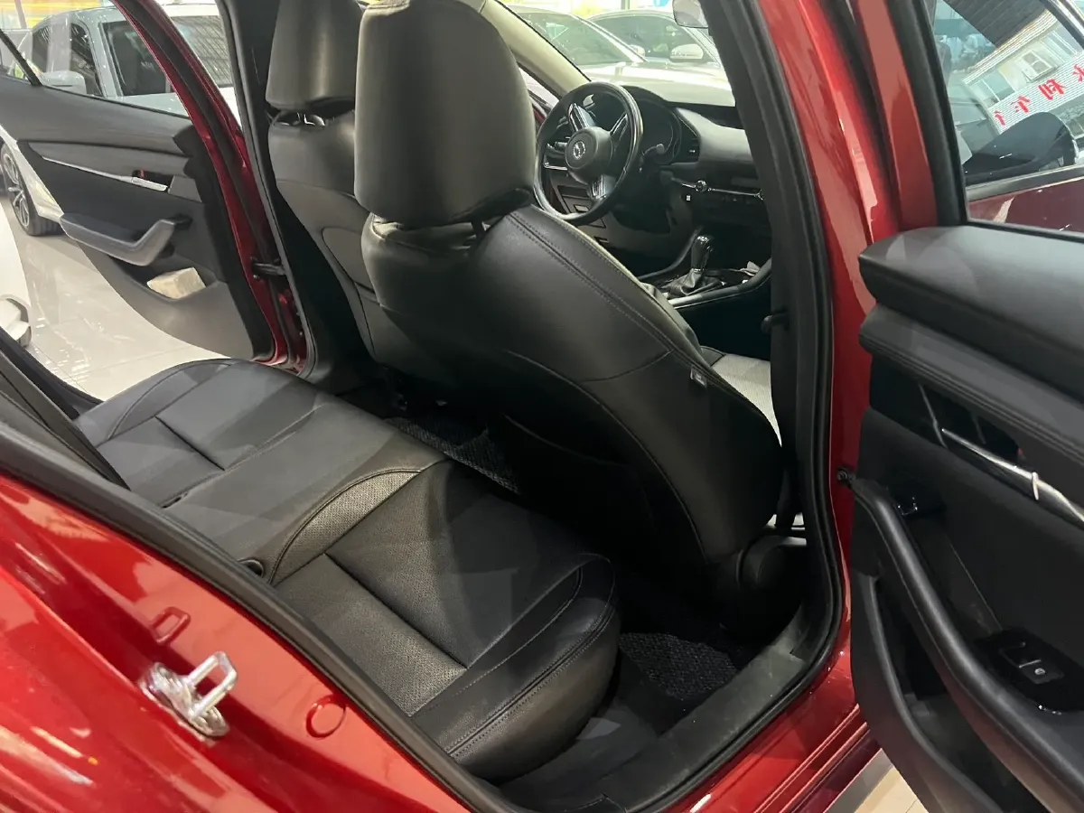 2021 Mazda 3 Axela 2.0L 158HP L4 6AT,autocango,china used car exporter,china ev exporter,chinese used car exporter,chinese used ev exporter