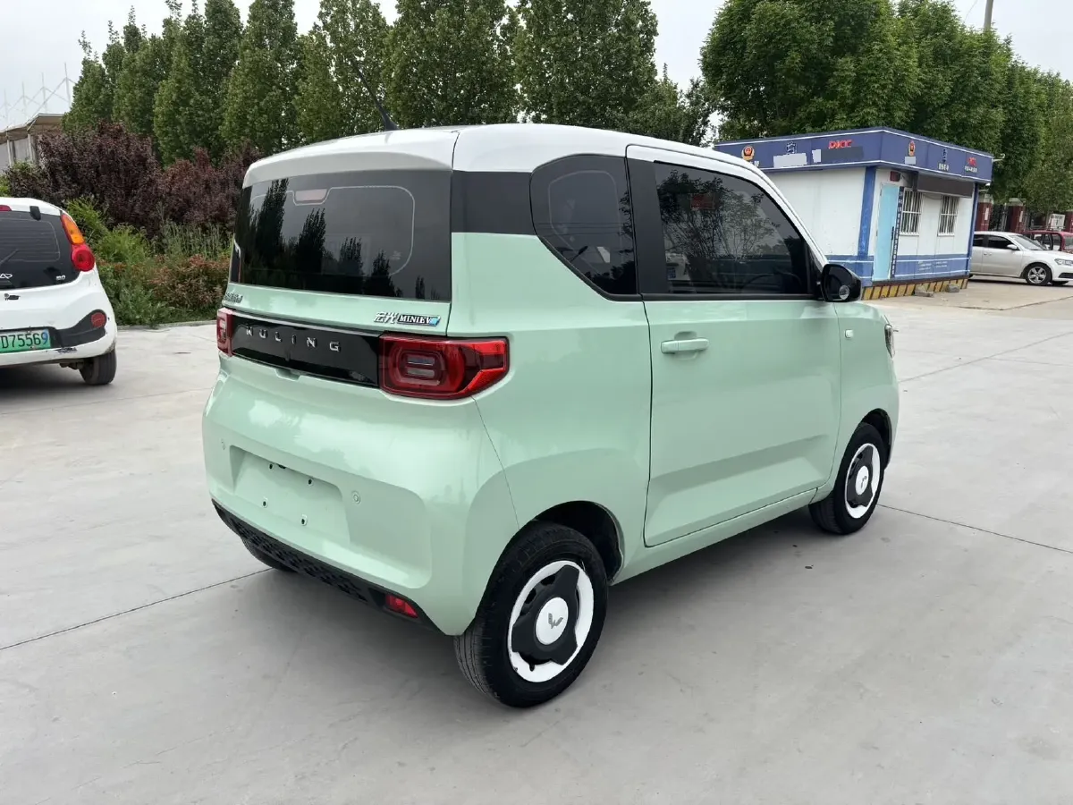 2021 WuLing HongGuang MINI EV BEV 9.3KWH,autocango,china used car exporter,china ev exporter,chinese used car exporter,chinese used ev exporter