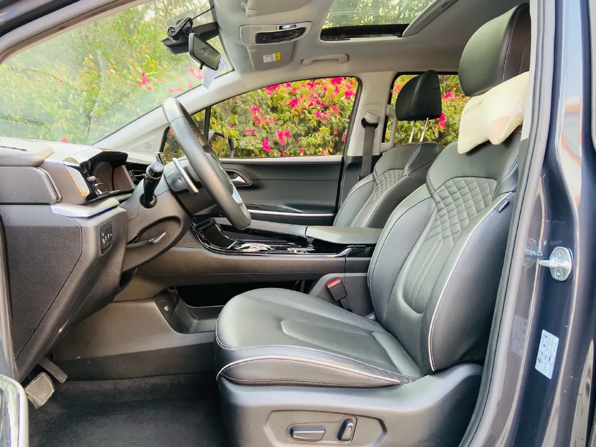 2021 Hyundai Custo 2.0T 236HP L4 8AT,autocango,china used car exporter,china ev exporter,chinese used car exporter,chinese used ev exporter