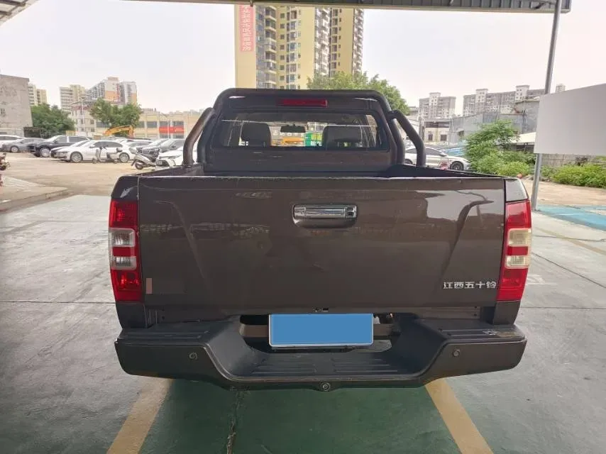 2020 JMC BaoDian 2.5T 140HP L4 5MT,autocango,china used car exporter,china ev exporter,chinese used car exporter,chinese used ev exporter