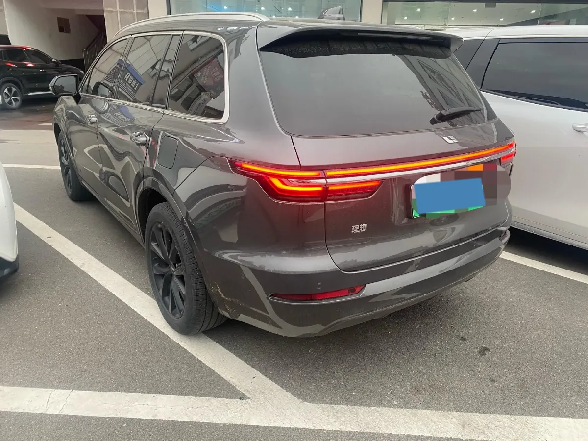 2021 Li ONE Range Extended 131HP REEV 40.5KWH,autocango,china used car exporter,china ev exporter,chinese used car exporter,chinese used ev exporter