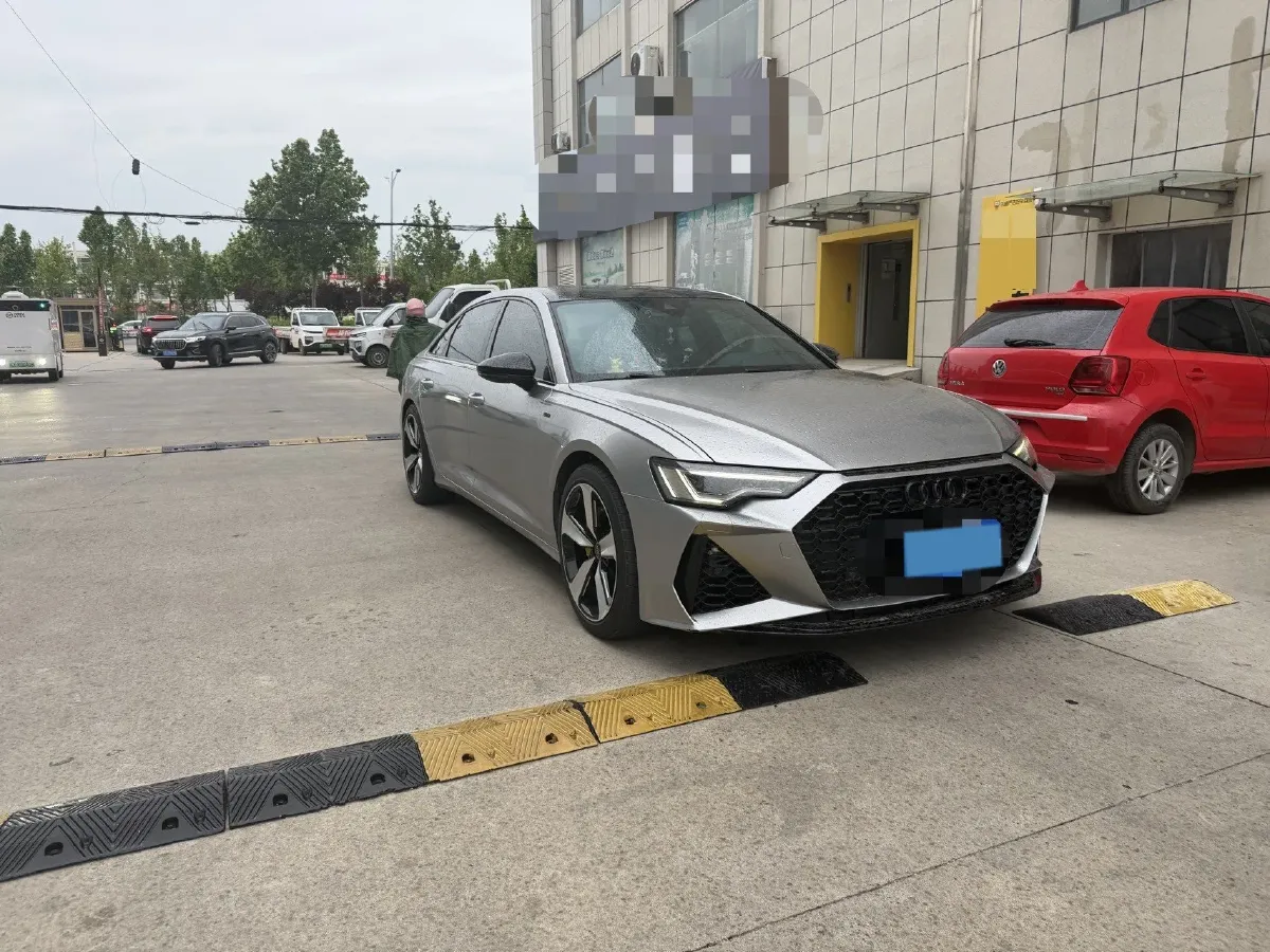 2020 Audi A6L 2.0T 190HP L4 7DCT,autocango,china used car exporter,china ev exporter,chinese used car exporter,chinese used ev exporter