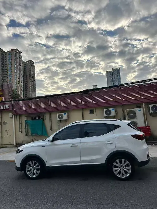 2017 MG ZS 1.5L 120HP L4 4AT,autocango,china used car exporter,china ev exporter,chinese used car exporter,chinese used ev exporter