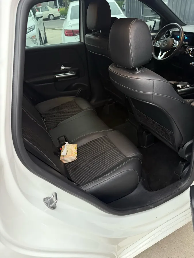 2020 Mercedes-Benz B Class 1.3T 136HP L4 7DCT,autocango,china used car exporter,china ev exporter,chinese used car exporter,chinese used ev exporter