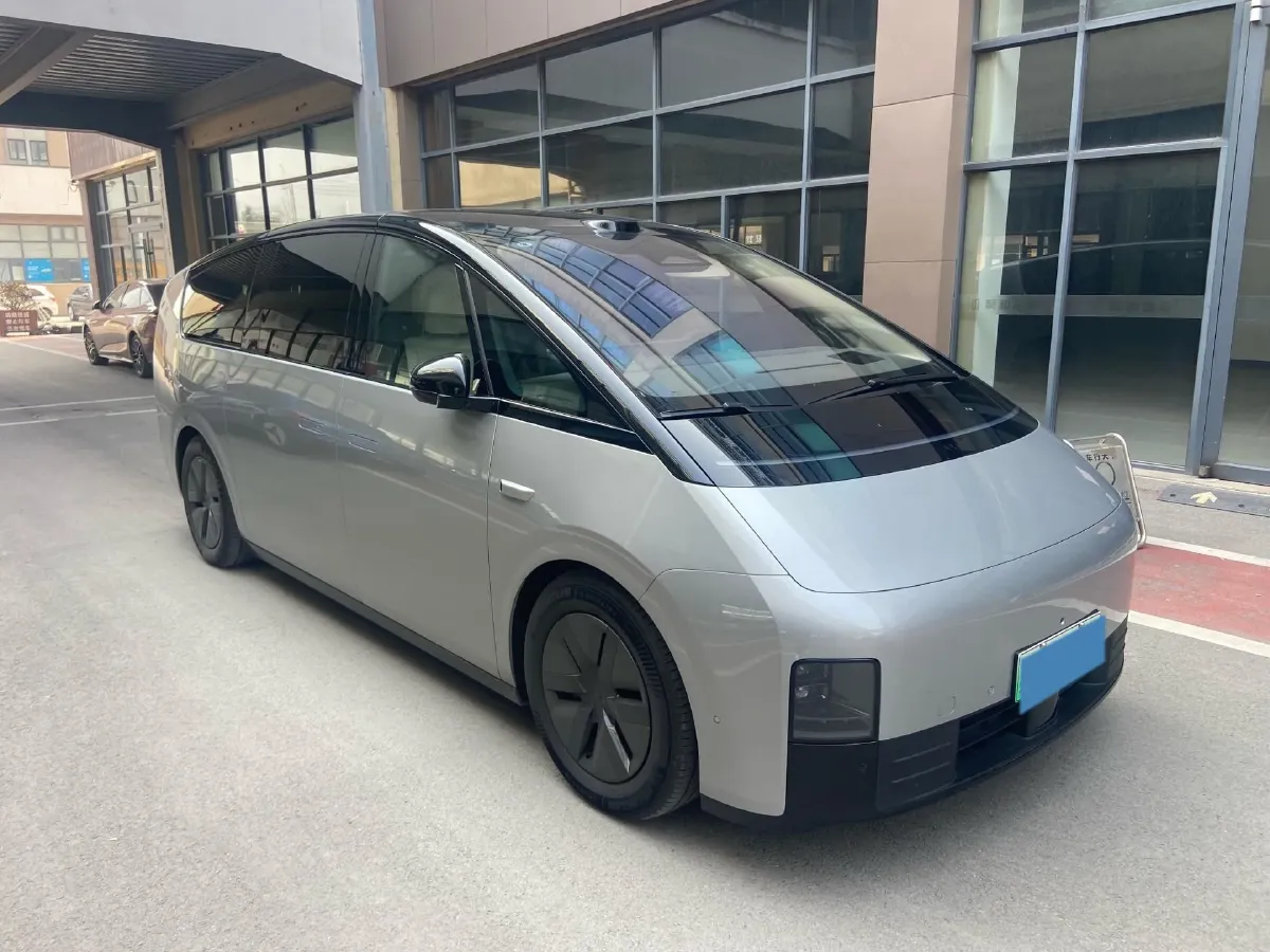 2025 Li MEGA BEV,autocango,china used car exporter,china ev exporter,chinese used car exporter,chinese used ev exporter