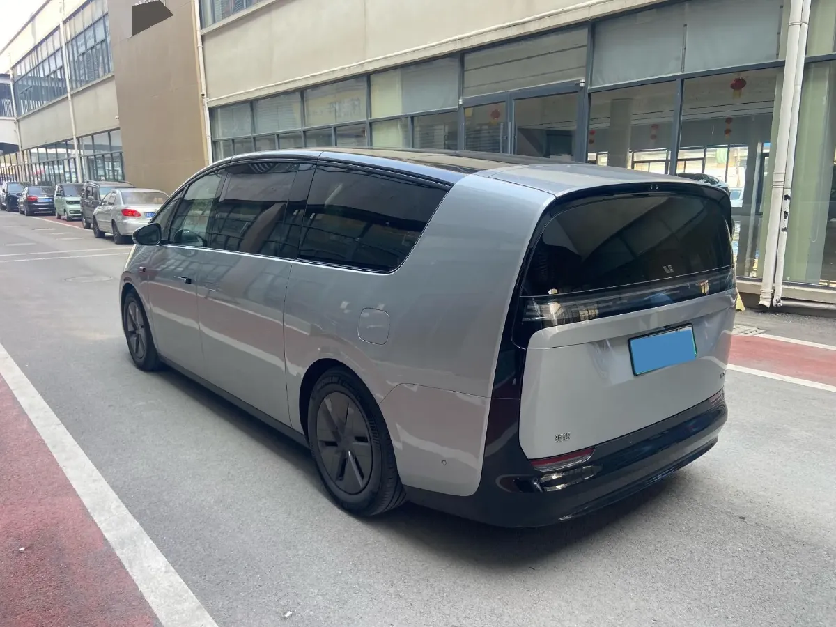 2025 Li MEGA BEV,autocango,china used car exporter,china ev exporter,chinese used car exporter,chinese used ev exporter