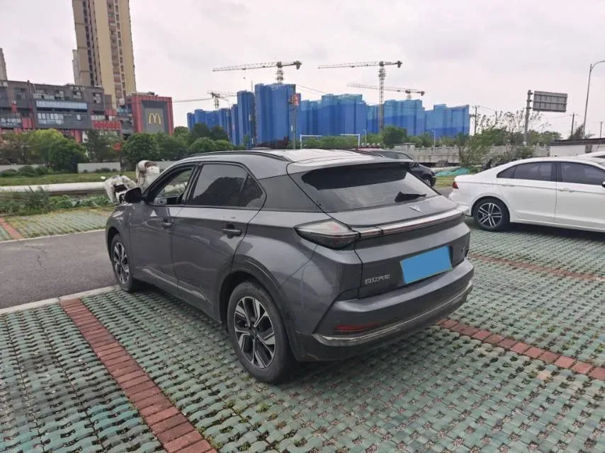 2022 Venucia Grand V 1.5T 190HP L4 7DCT,autocango,china used car exporter,china ev exporter,chinese used car exporter,chinese used ev exporter