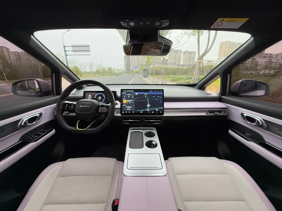 2022 Geely Okavango 1.8T 184HP L4 7DCT,autocango,china used car exporter,china ev exporter,chinese used car exporter,chinese used ev exporter