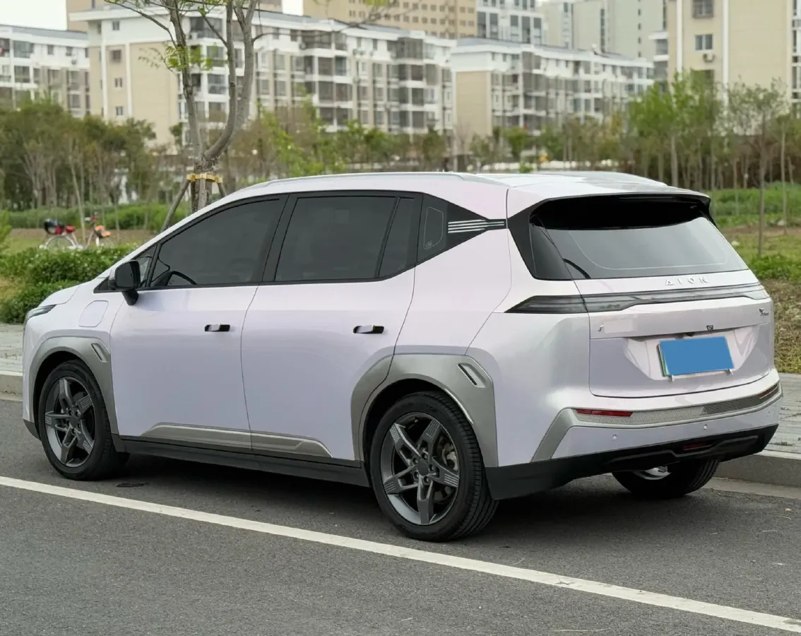 2022 Geely Okavango 1.8T 184HP L4 7DCT,autocango,china used car exporter,china ev exporter,chinese used car exporter,chinese used ev exporter