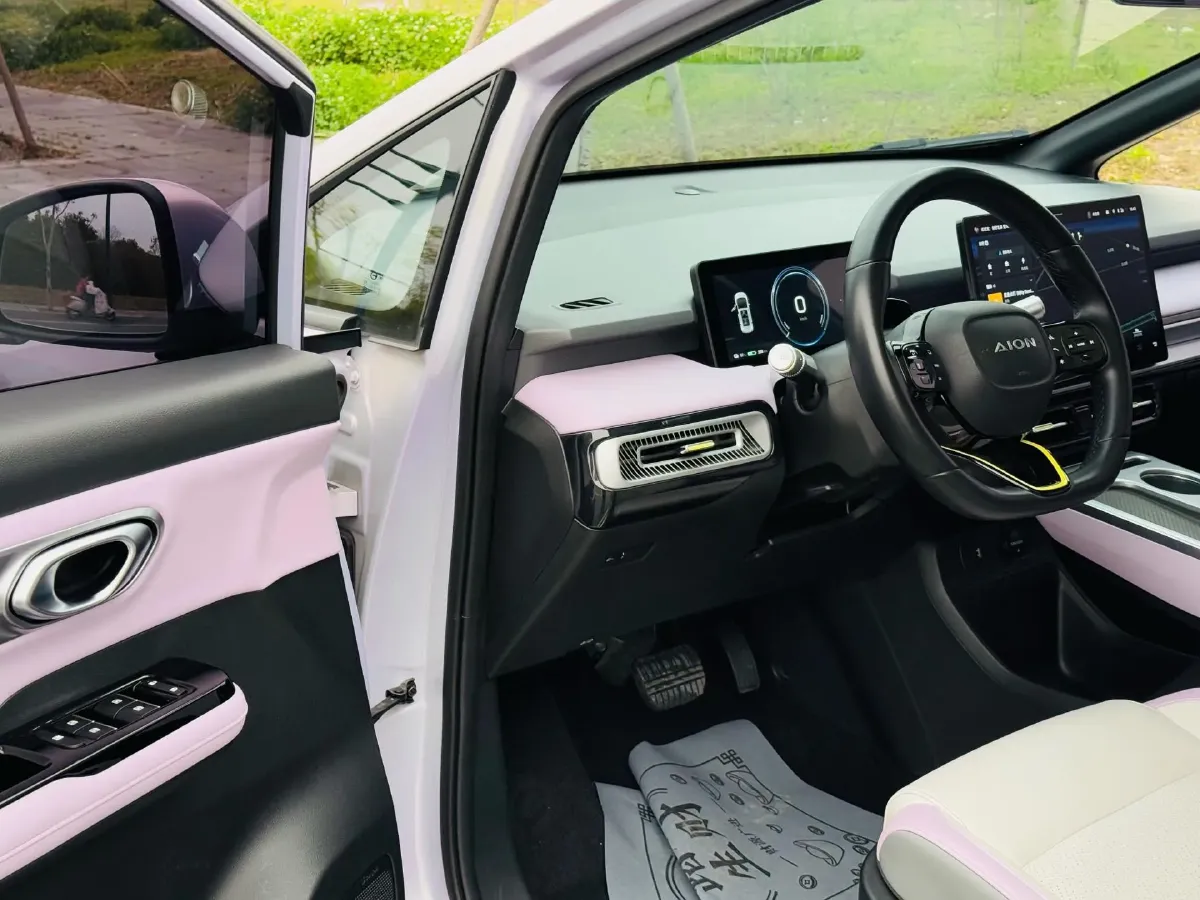 2022 Geely Okavango 1.8T 184HP L4 7DCT,autocango,china used car exporter,china ev exporter,chinese used car exporter,chinese used ev exporter