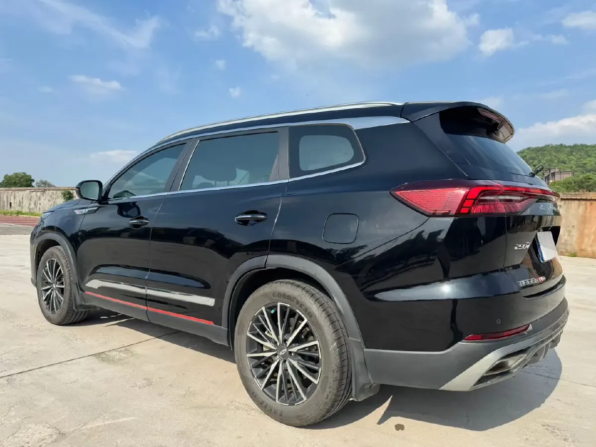 2022 Chery Tiggo 8 PRO 1.6T 197HP L4 7DCT,autocango,china used car exporter,china ev exporter,chinese used car exporter,chinese used ev exporter