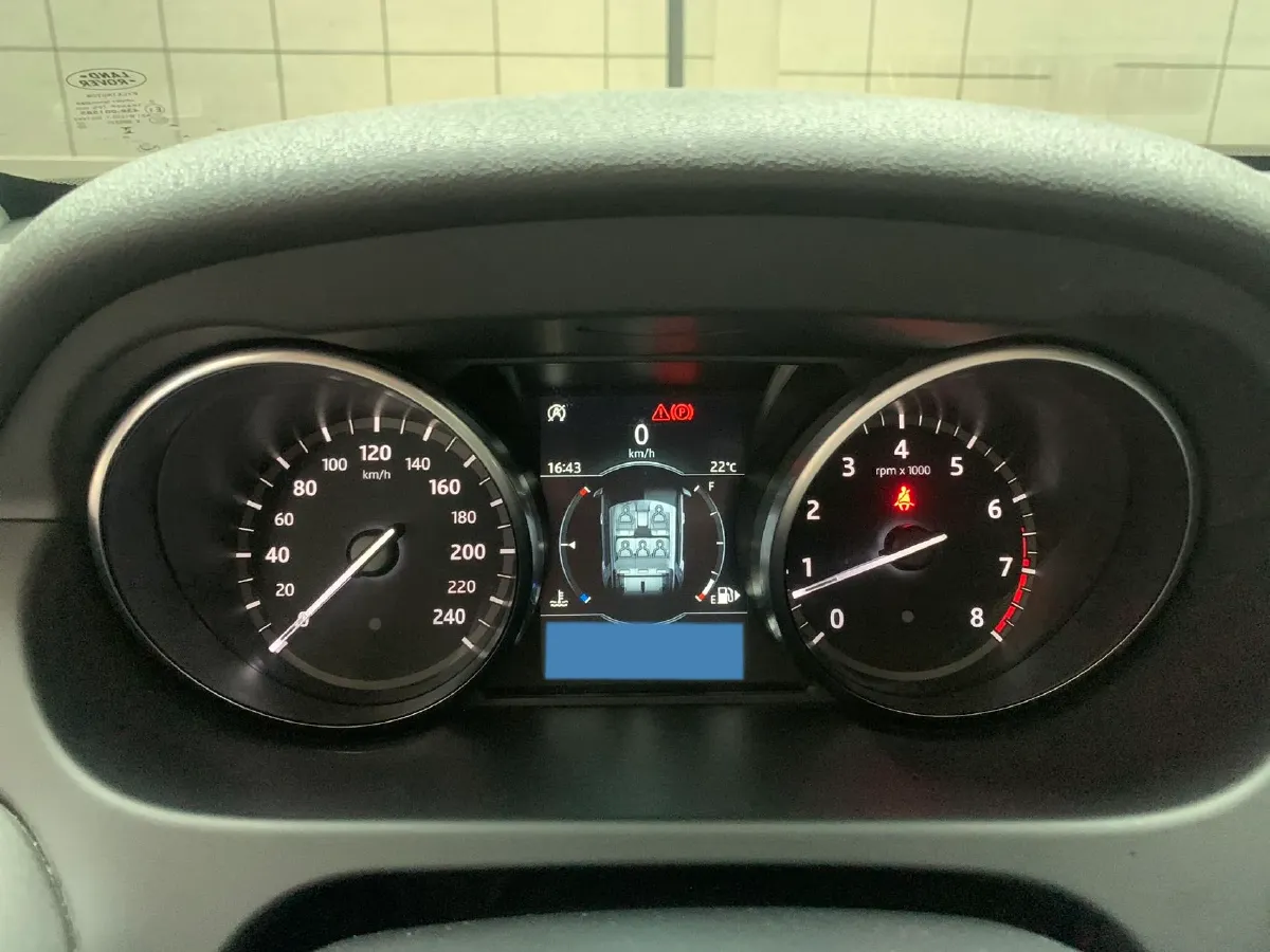 2018 Land Rover Discovery Sport 2.0T 241HP L4 9AT,autocango,china used car exporter,china ev exporter,chinese used car exporter,chinese used ev exporter