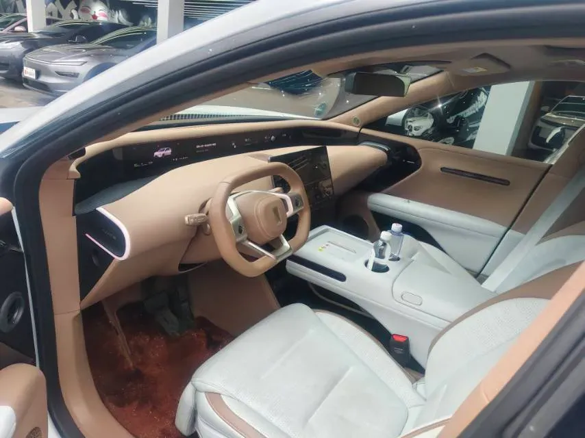 2024 Avatr 07 BEV 82.16KWH,autocango,china used car exporter,china ev exporter,chinese used car exporter,chinese used ev exporter