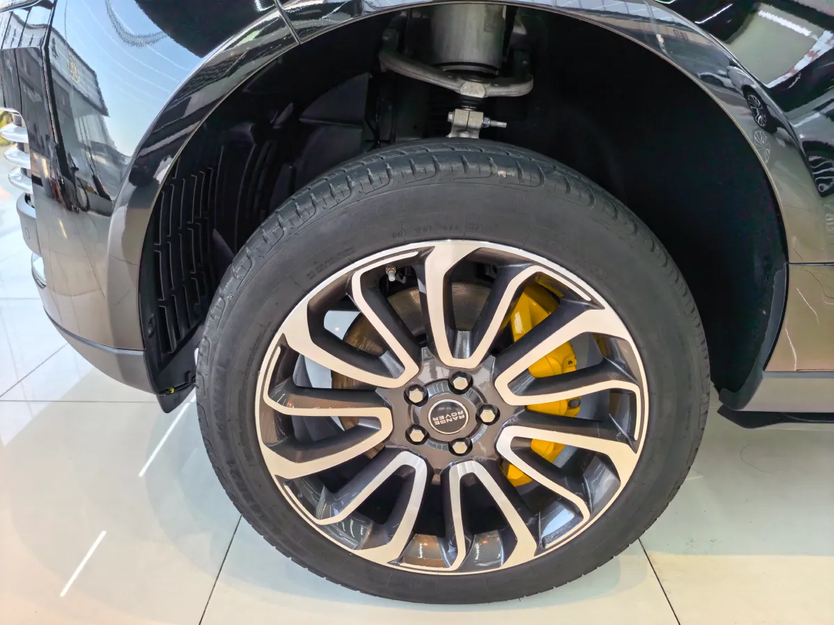 2021 Land Rover Range Rover 3.0T 400HP L6 8AT,autocango,china used car exporter,china ev exporter,chinese used car exporter,chinese used ev exporter