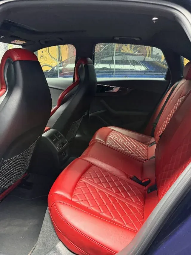 2022 Audi S4 3.0T 354HP V6 8AT,autocango,china used car exporter,china ev exporter,chinese used car exporter,chinese used ev exporter