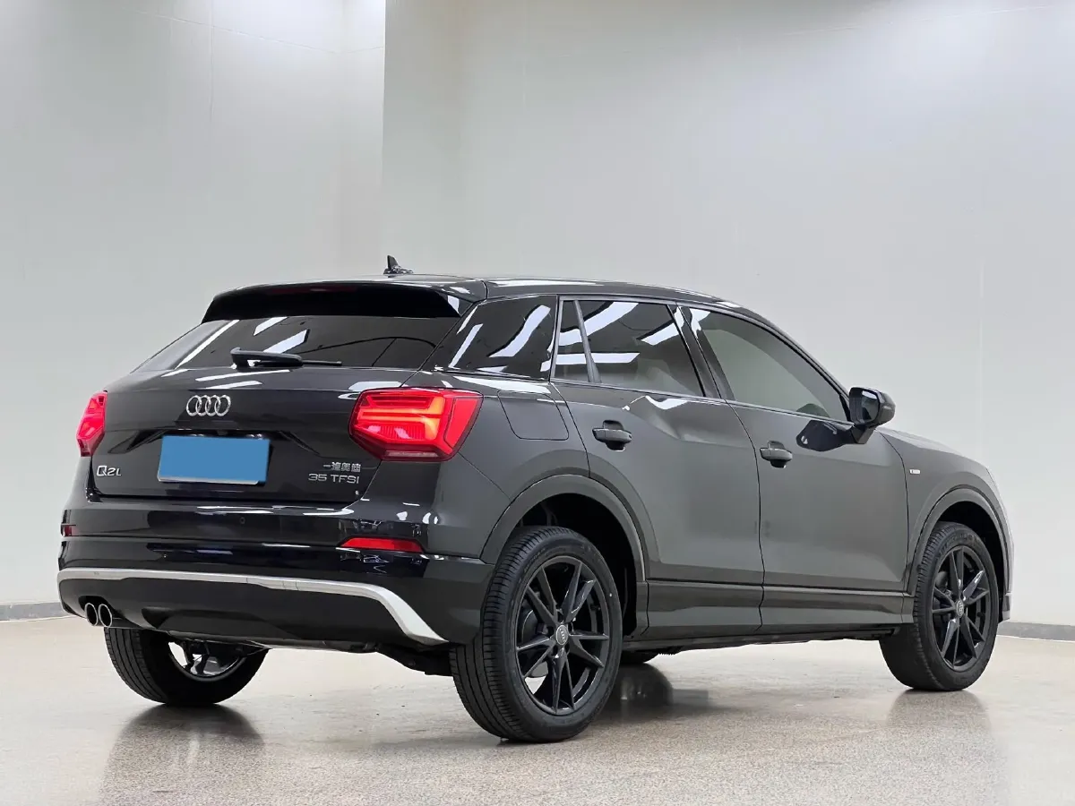 2021 Audi Q2L 1.4T 150HP L4 7DCT,autocango,china used car exporter,china ev exporter,chinese used car exporter,chinese used ev exporter