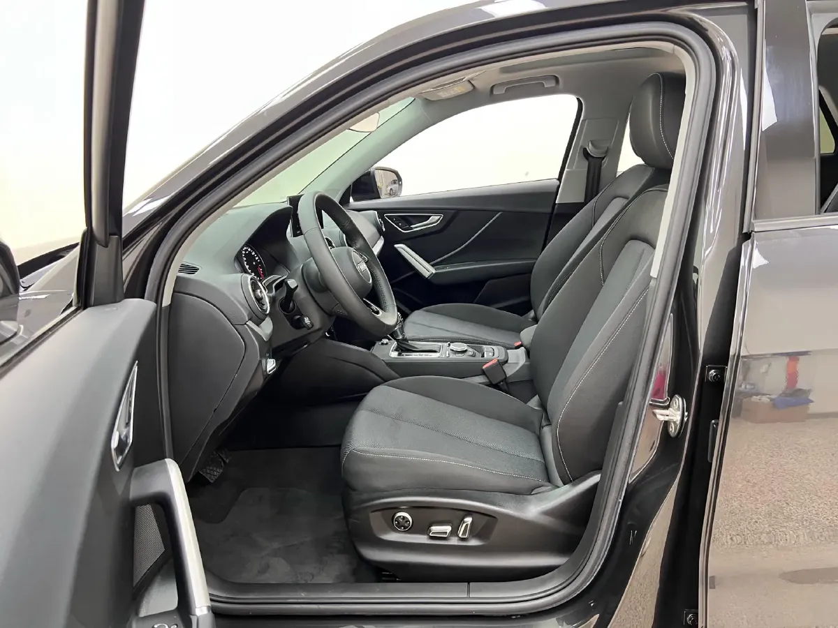 2021 Audi Q2L 1.4T 150HP L4 7DCT,autocango,china used car exporter,china ev exporter,chinese used car exporter,chinese used ev exporter