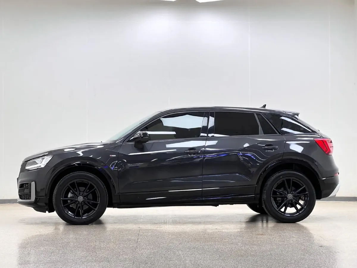 2021 Audi Q2L 1.4T 150HP L4 7DCT,autocango,china used car exporter,china ev exporter,chinese used car exporter,chinese used ev exporter