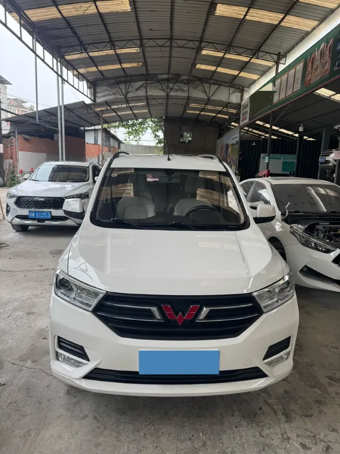 2021 Yema SiPaiKa 1.5L 109HP L4 5MT,autocango,china used car exporter,china ev exporter,chinese used car exporter,chinese used ev exporter