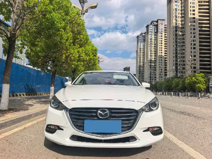 2017 Mazda 3 Axela 1.5L 117HP L4 6MT,autocango,china used car exporter,china ev exporter,chinese used car exporter,chinese used ev exporter