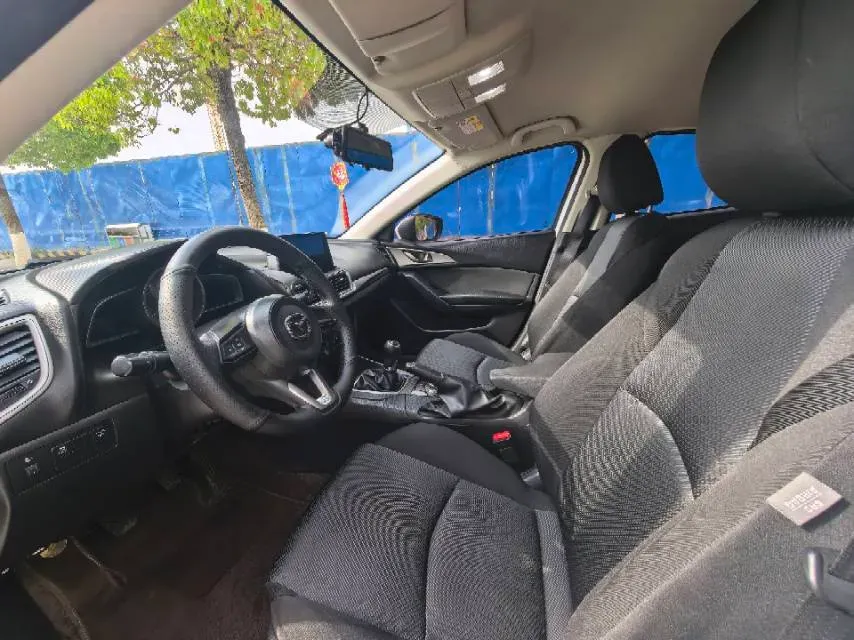 2017 Mazda 3 Axela 1.5L 117HP L4 6MT,autocango,china used car exporter,china ev exporter,chinese used car exporter,chinese used ev exporter