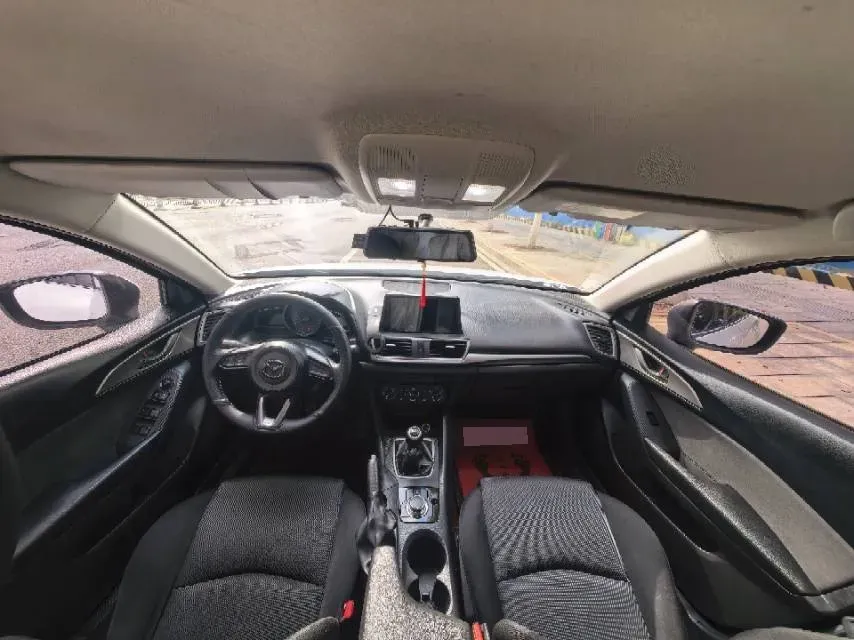 2017 Mazda 3 Axela 1.5L 117HP L4 6MT,autocango,china used car exporter,china ev exporter,chinese used car exporter,chinese used ev exporter