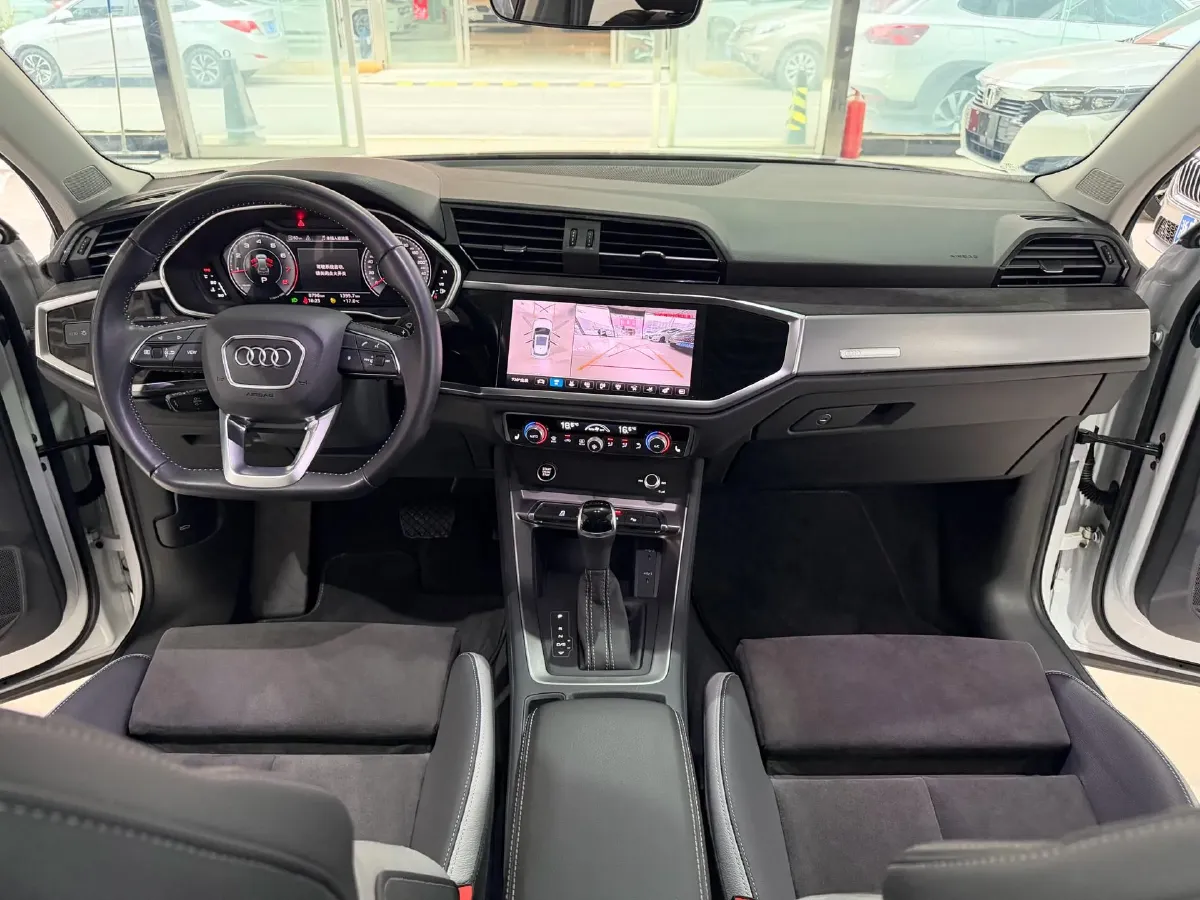 2022 Audi Q3 1.4T 150HP L4 7DCT,autocango,china used car exporter,china ev exporter,chinese used car exporter,chinese used ev exporter