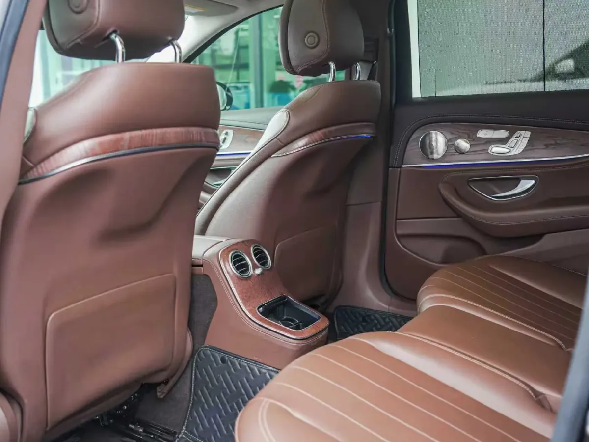 2021 Mercedes-Benz E Class 2.0T 258HP L4 9AT,autocango,china used car exporter,china ev exporter,chinese used car exporter,chinese used ev exporter