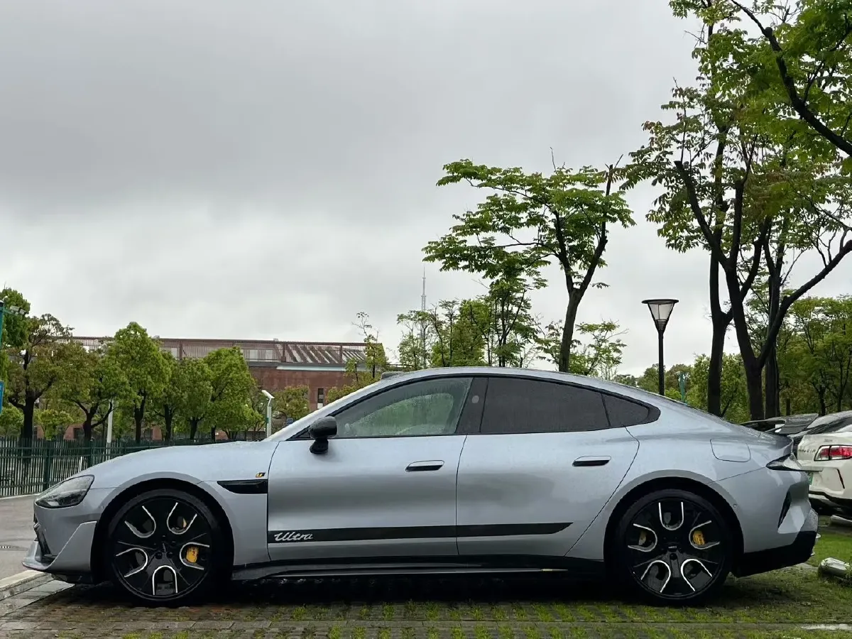 2025 MI SU7 Ultra BEV 93.7KWH,autocango,china used car exporter,china ev exporter,chinese used car exporter,chinese used ev exporter