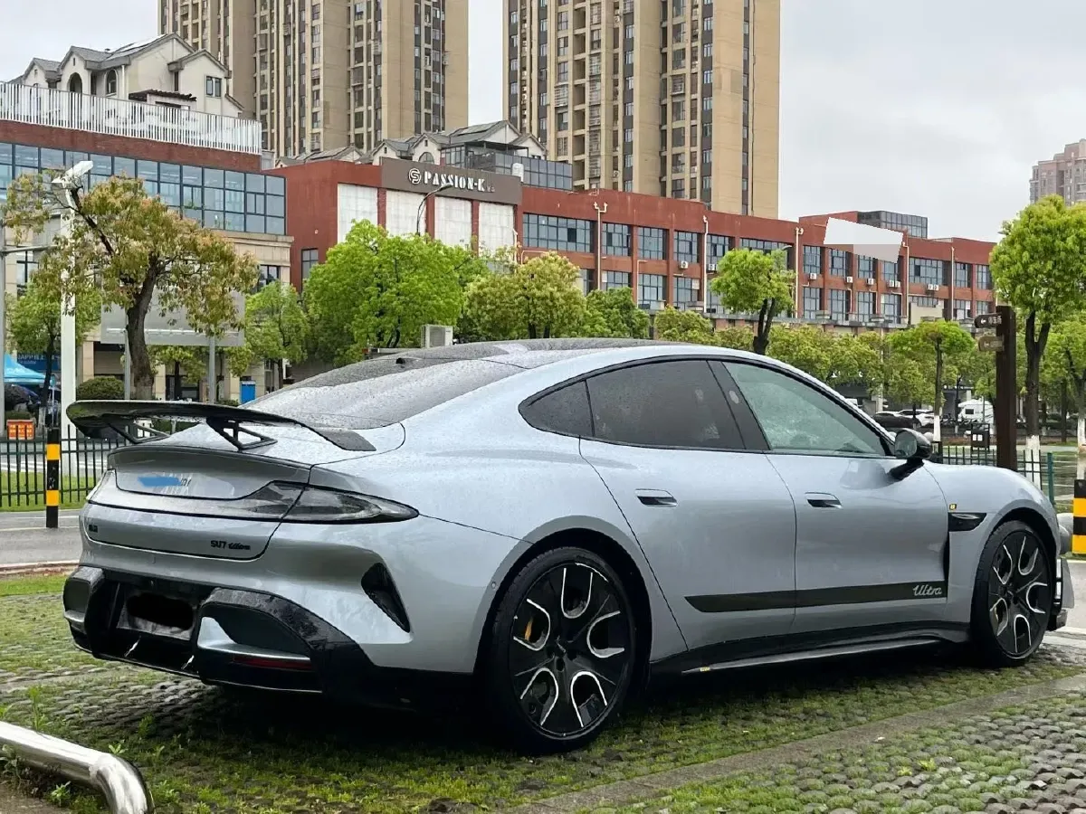 2025 MI SU7 Ultra BEV 93.7KWH,autocango,china used car exporter,china ev exporter,chinese used car exporter,chinese used ev exporter