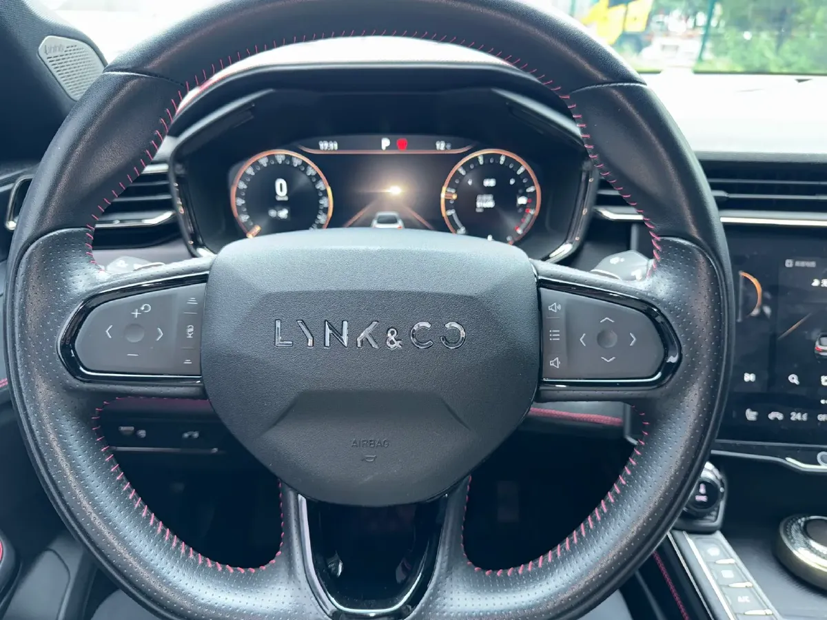 2020 LYNK&CO 05 2.0T 254HP L4 8AT,autocango,china used car exporter,china ev exporter,chinese used car exporter,chinese used ev exporter