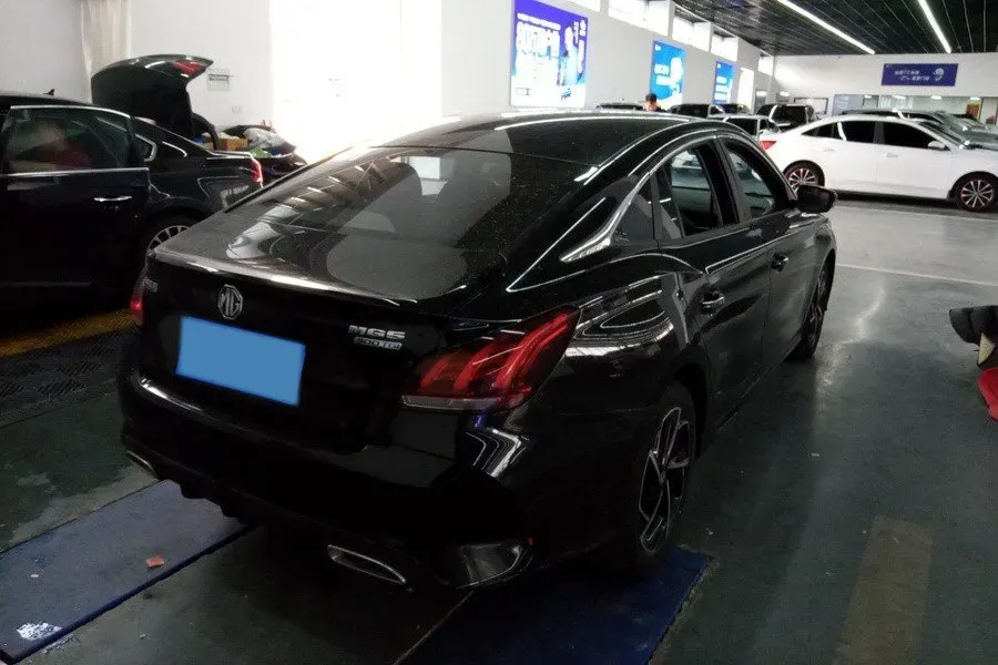 2021 MG 5 1.5T 173HP L4 7DCT,autocango,china used car exporter,china ev exporter,chinese used car exporter,chinese used ev exporter