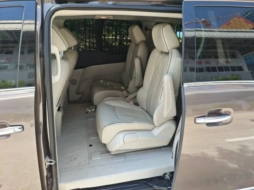 2022 Buick GL8 2.0T 237HP L4 9AT,autocango,china used car exporter,china ev exporter,chinese used car exporter,chinese used ev exporter